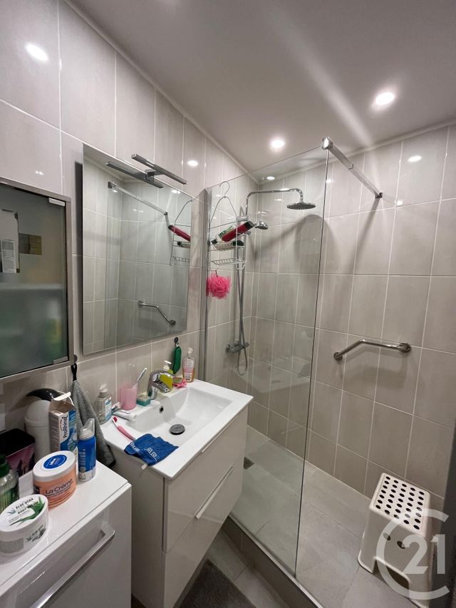 immeuble à vendre - 448.0 m2 - CHATEL GUYON - 63 - AUVERGNE - Century 21 Agence Girard