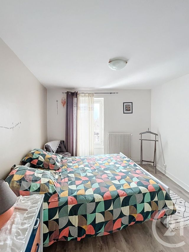 maison à vendre - 9 pièces - 167.99 m2 - VOLVIC - 63 - AUVERGNE - Century 21 Agence Girard