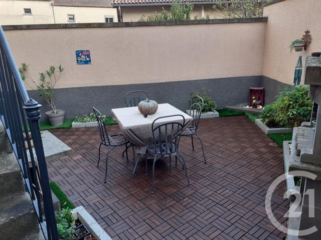 maison à vendre - 9 pièces - 167.99 m2 - VOLVIC - 63 - AUVERGNE - Century 21 Agence Girard