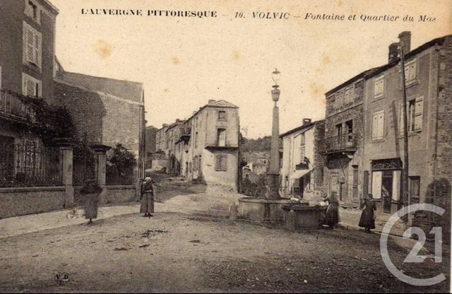 maison à vendre - 9 pièces - 167.99 m2 - VOLVIC - 63 - AUVERGNE - Century 21 Agence Girard