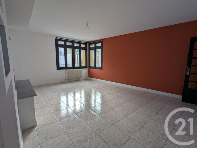Appartement F3 à louer - 3 pièces - 83.4 m2 - CHATEL GUYON - 63 - AUVERGNE - Century 21 Agence Girard