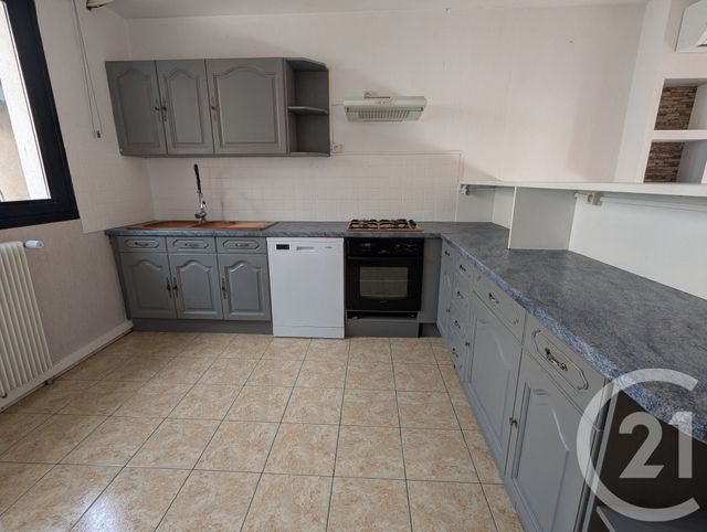 Appartement F3 à louer - 3 pièces - 83.4 m2 - CHATEL GUYON - 63 - AUVERGNE - Century 21 Agence Girard