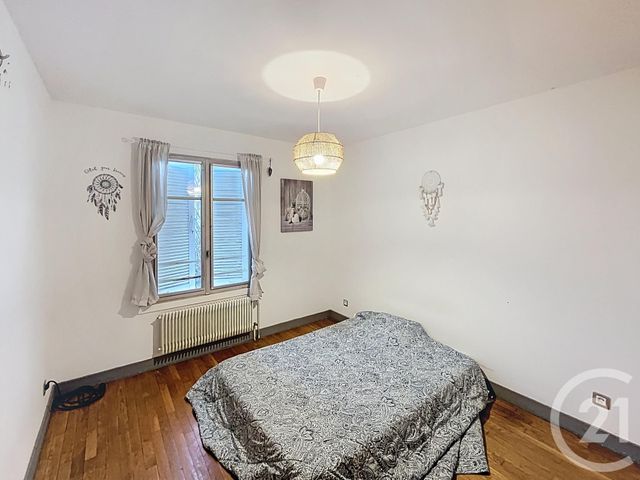 maison à vendre - 6 pièces - 97.6 m2 - RIOM - 63 - AUVERGNE - Century 21 Agence Girard