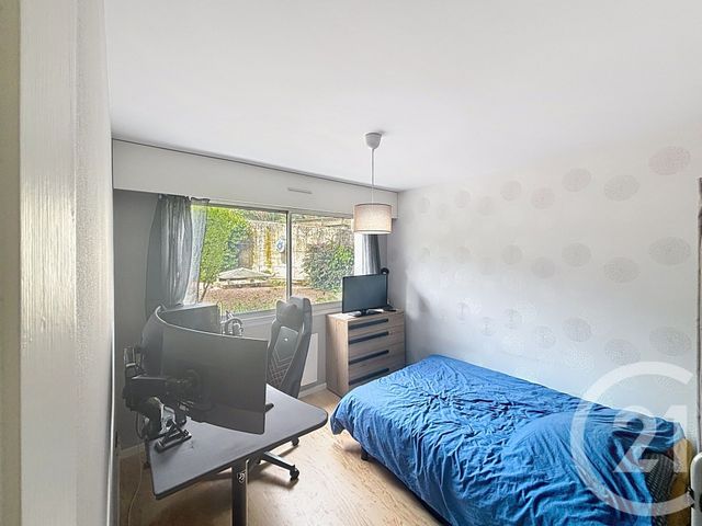 Appartement F2 à louer - 2 pièces - 28.7 m2 - CHATEL GUYON - 63 - AUVERGNE - Century 21 Agence Girard