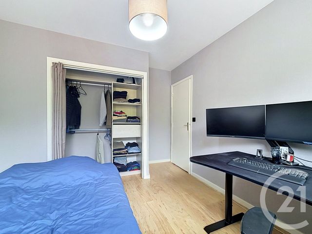 Appartement F2 à louer - 2 pièces - 28.7 m2 - CHATEL GUYON - 63 - AUVERGNE - Century 21 Agence Girard