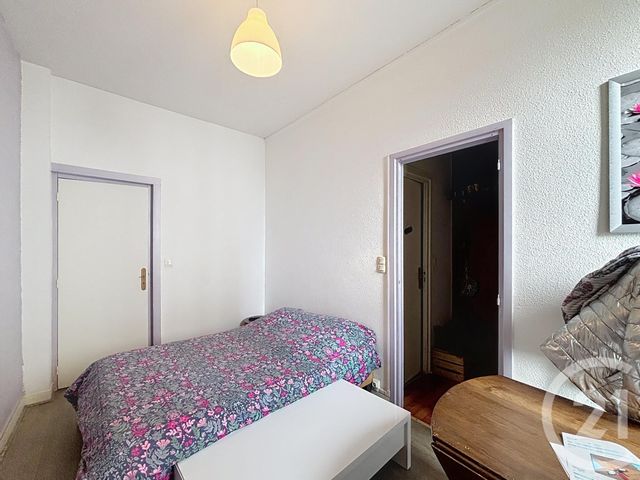 Appartement F2 à louer - 2 pièces - 46.5 m2 - CHATEL GUYON - 63 - AUVERGNE - Century 21 Agence Girard