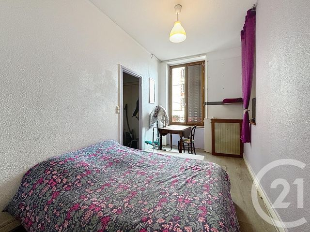 Appartement F2 à louer - 2 pièces - 46.5 m2 - CHATEL GUYON - 63 - AUVERGNE - Century 21 Agence Girard