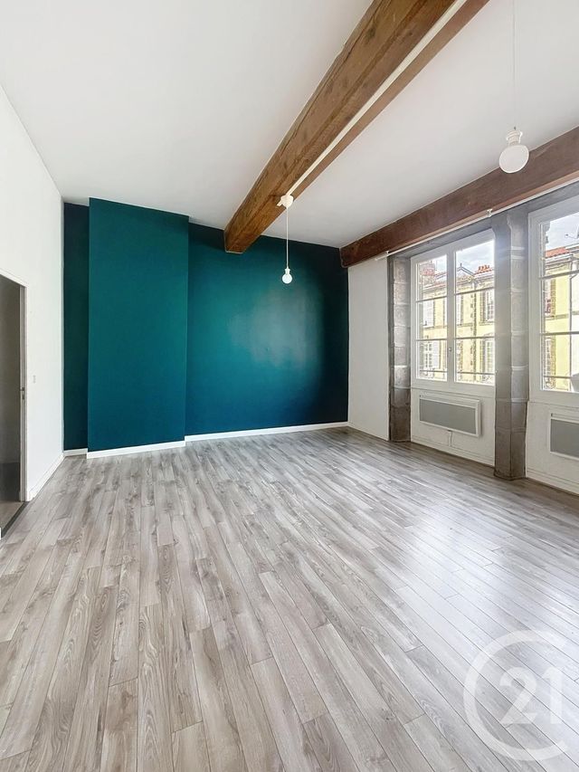 Appartement F2 à vendre - 2 pièces - 56.57 m2 - RIOM - 63 - AUVERGNE - Century 21 Agence Girard