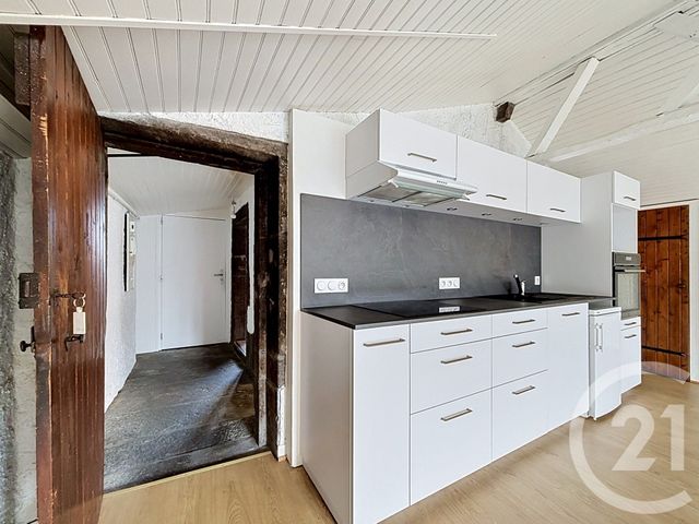 Appartement F2 à vendre - 2 pièces - 47.24 m2 - RIOM - 63 - AUVERGNE - Century 21 Agence Girard