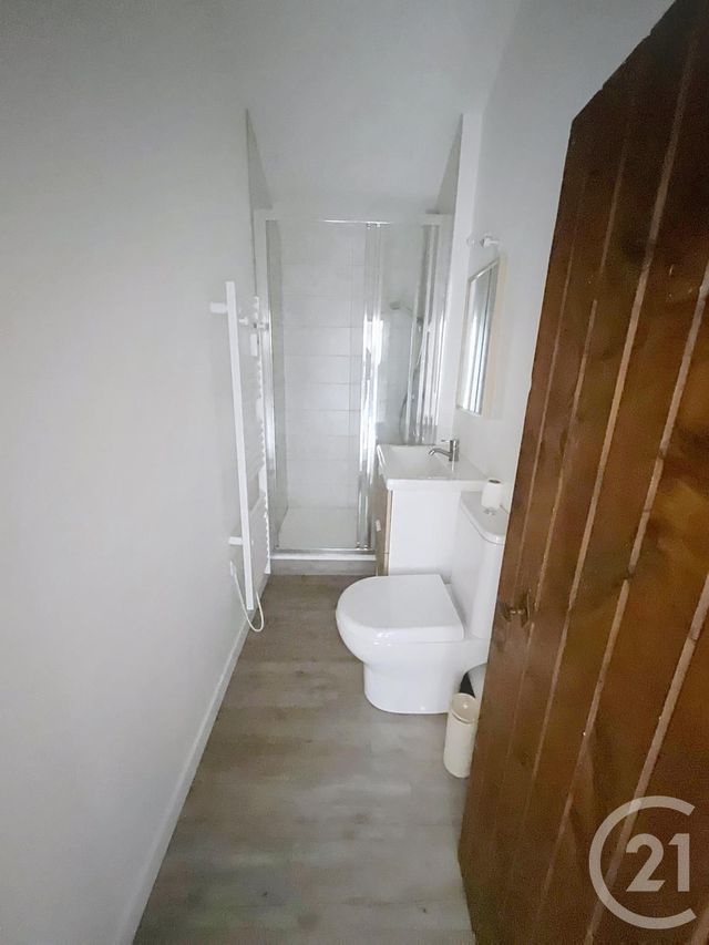 Appartement F4 à vendre - 2 pièces - 47.24 m2 - RIOM - 63 - AUVERGNE - Century 21 Agence Girard