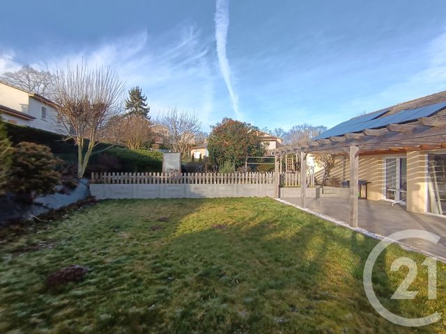 maison à vendre - 5 pièces - 156.8 m2 - CHARBONNIERES LES VARENNES - 63 - AUVERGNE - Century 21 Agence Girard