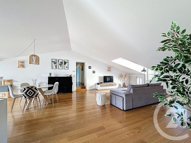 Appartement F4 à vendre - 4 pièces - 120.0 m2 - MOZAC - 63 - AUVERGNE - Century 21 Agence Girard