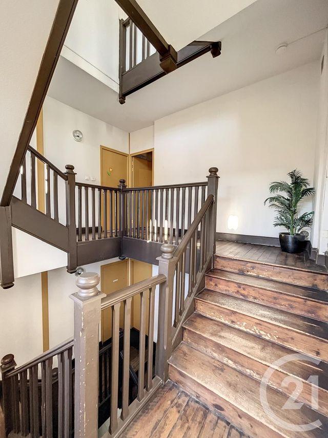 Appartement F4 à vendre - 4 pièces - 120.0 m2 - MOZAC - 63 - AUVERGNE - Century 21 Agence Girard