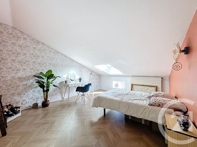 Appartement F4 à vendre - 4 pièces - 120.0 m2 - MOZAC - 63 - AUVERGNE - Century 21 Agence Girard