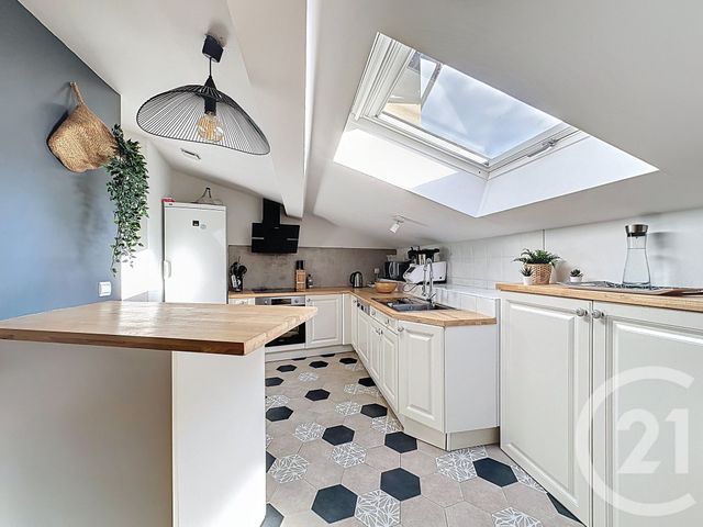 Appartement F4 à vendre - 4 pièces - 120.0 m2 - MOZAC - 63 - AUVERGNE - Century 21 Agence Girard