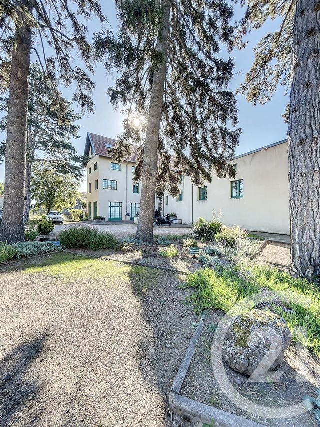 Appartement F4 à vendre - 4 pièces - 120.0 m2 - MOZAC - 63 - AUVERGNE - Century 21 Agence Girard