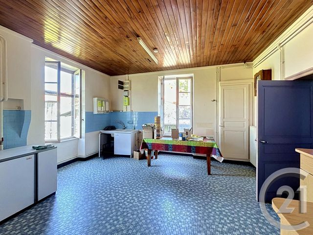 maison à vendre - 9 pièces - 173.68 m2 - SARDON - 63 - AUVERGNE - Century 21 Agence Girard