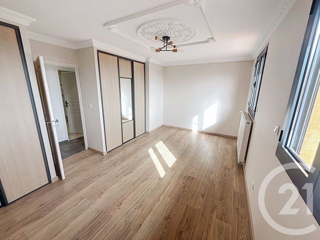 maison à louer - 3 pièces - 99.57 m2 - VOLVIC - 63 - AUVERGNE - Century 21 Agence Girard