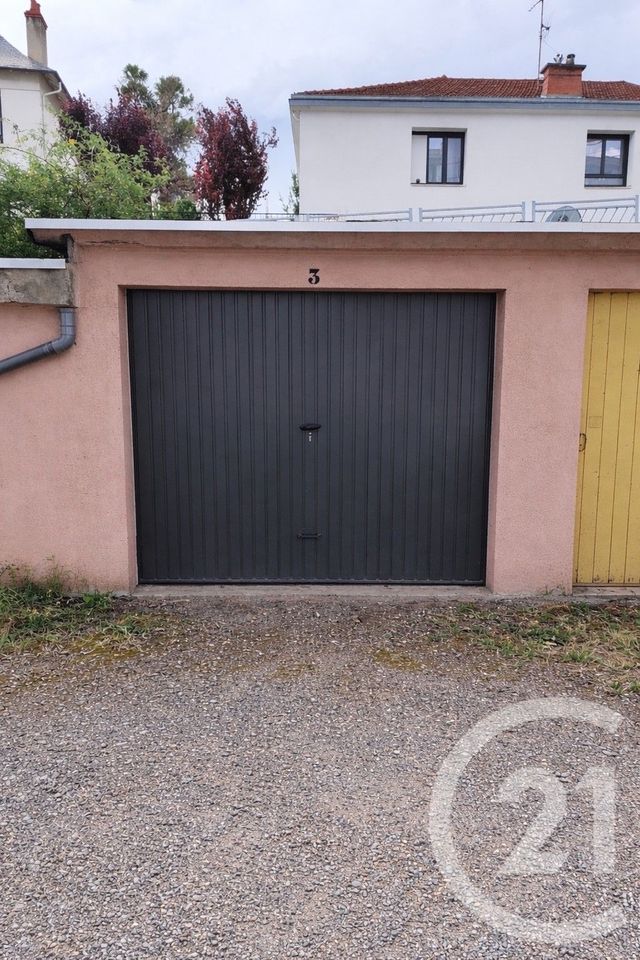 parking à louer - 14.0 m2 - CLERMONT FERRAND - 63 - AUVERGNE - Century 21 Agence Girard
