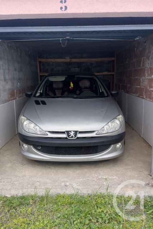 parking à louer - 14.0 m2 - CLERMONT FERRAND - 63 - AUVERGNE - Century 21 Agence Girard