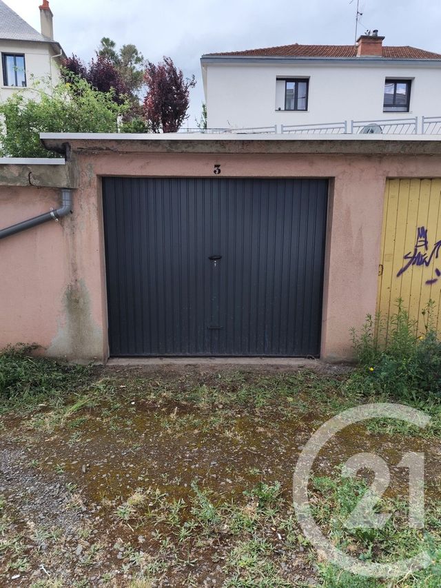 parking à louer - 15.0 m2 - CLERMONT FERRAND - 63 - AUVERGNE - Century 21 Agence Girard