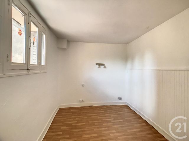 maison à louer - 4 pièces - 98.47 m2 - RIOM - 63 - AUVERGNE - Century 21 Agence Girard