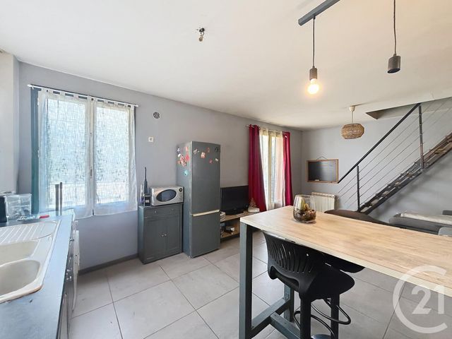 maison à vendre - 4 pièces - 71.96 m2 - RIOM - 63 - AUVERGNE - Century 21 Agence Girard