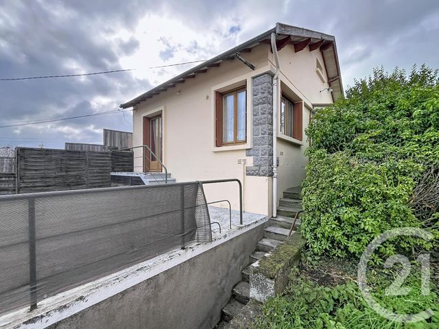 maison à vendre - 4 pièces - 71.96 m2 - RIOM - 63 - AUVERGNE - Century 21 Agence Girard