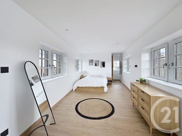 Appartement F3 à vendre - 3 pièces - 63.94 m2 - RIOM - 63 - AUVERGNE - Century 21 Agence Girard