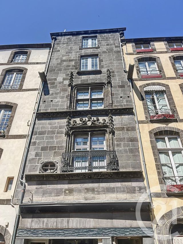 Appartement F3 à vendre - 3 pièces - 63.94 m2 - RIOM - 63 - AUVERGNE - Century 21 Agence Girard