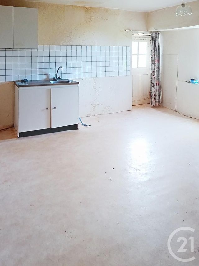 maison à vendre - 4 pièces - 85.44 m2 - CHANAT LA MOUTEYRE - 63 - AUVERGNE - Century 21 Agence Girard