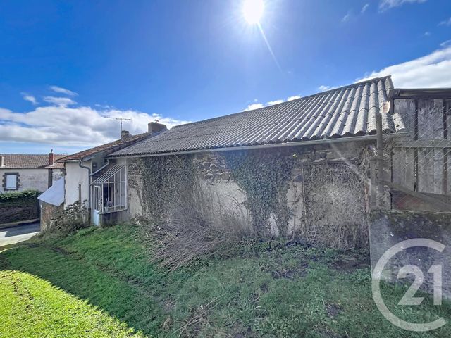 maison à vendre - 4 pièces - 85.44 m2 - CHANAT LA MOUTEYRE - 63 - AUVERGNE - Century 21 Agence Girard