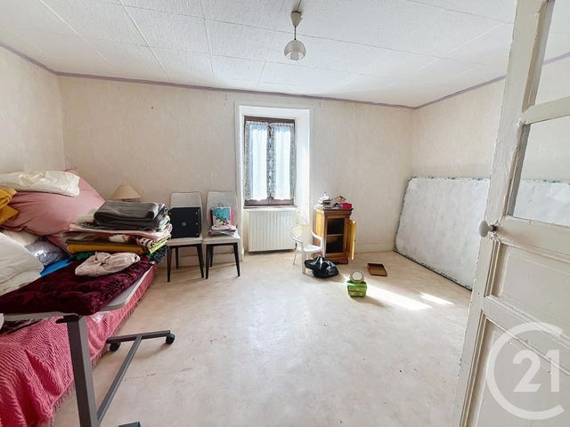 maison à vendre - 4 pièces - 85.44 m2 - CHANAT LA MOUTEYRE - 63 - AUVERGNE - Century 21 Agence Girard