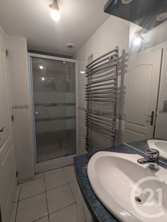 maison à louer - 3 pièces - 57.78 m2 - RIOM - 63 - AUVERGNE - Century 21 Agence Girard