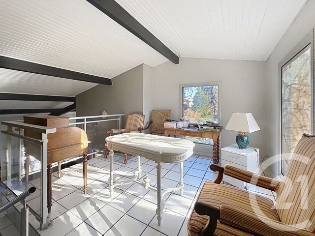 maison à vendre - 7 pièces - 180.0 m2 - RIOM - 63 - AUVERGNE - Century 21 Agence Girard