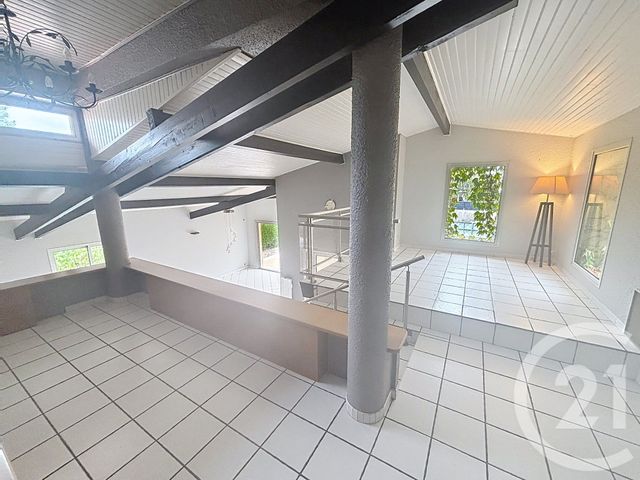 maison à vendre - 7 pièces - 180.0 m2 - RIOM - 63 - AUVERGNE - Century 21 Agence Girard