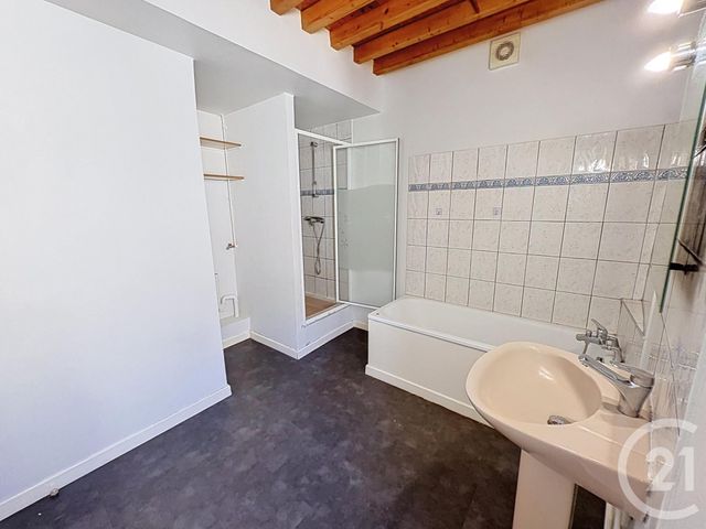 maison à louer - 4 pièces - 87.0 m2 - MARSAT - 63 - AUVERGNE - Century 21 Agence Girard