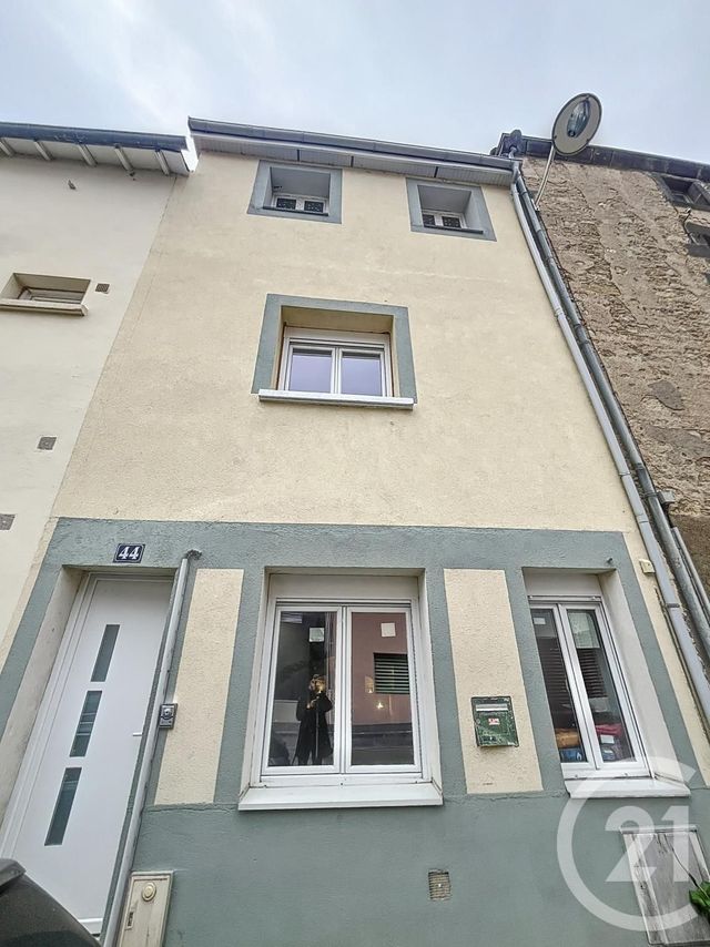 maison à vendre - 4 pièces - 120.0 m2 - ST BONNET PRES RIOM - 63 - AUVERGNE - Century 21 Agence Girard
