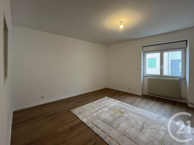 maison à vendre - 4 pièces - 120.0 m2 - ST BONNET PRES RIOM - 63 - AUVERGNE - Century 21 Agence Girard