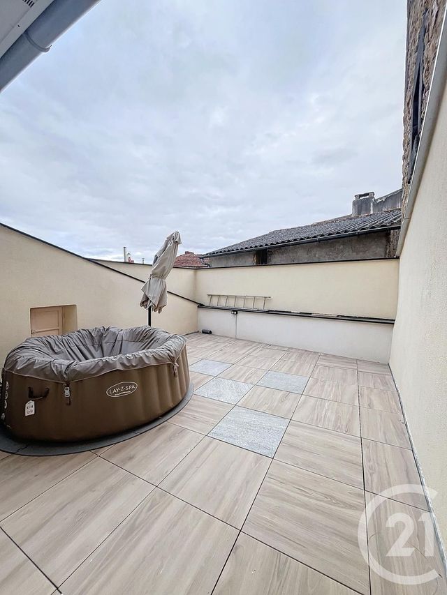 maison à vendre - 4 pièces - 120.0 m2 - ST BONNET PRES RIOM - 63 - AUVERGNE - Century 21 Agence Girard