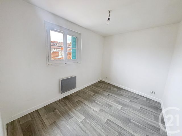 Appartement F3 à louer - 3 pièces - 48.87 m2 - CHATEL GUYON - 63 - AUVERGNE - Century 21 Agence Girard