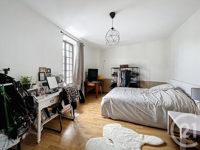 maison à vendre - 5 pièces - 100.0 m2 - ST BONNET PRES RIOM - 63 - AUVERGNE - Century 21 Agence Girard