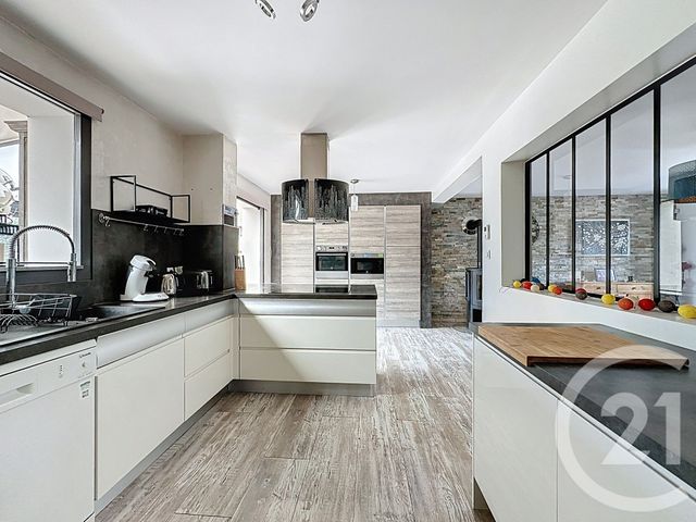 maison à vendre - 7 pièces - 183.0 m2 - ST MYON - 63 - AUVERGNE - Century 21 Agence Girard