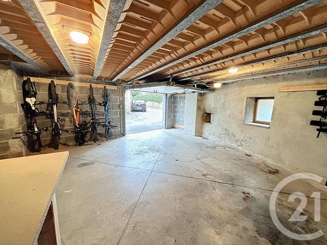 maison à vendre - 5 pièces - 145.0 m2 - CHATEL GUYON - 63 - AUVERGNE - Century 21 Agence Girard