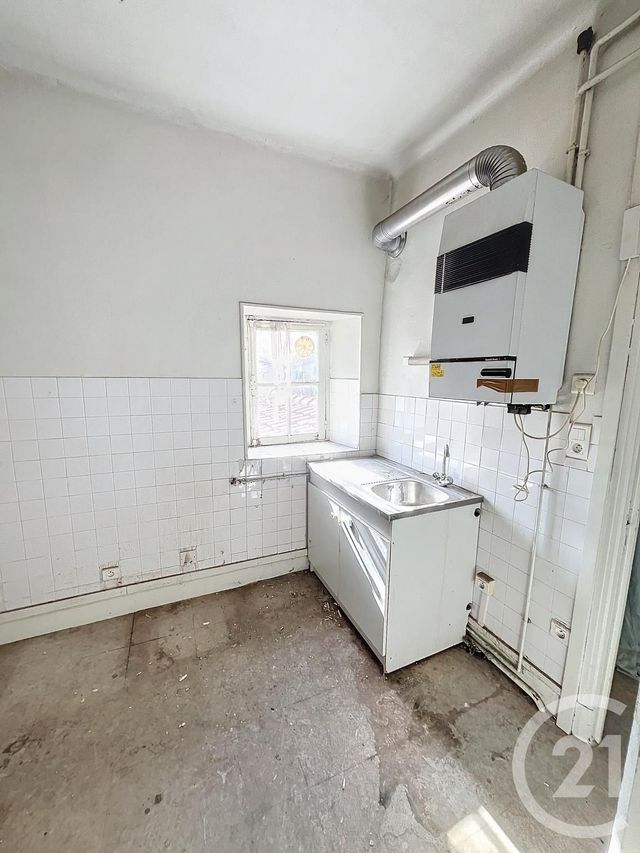 maison à vendre - 10 pièces - 388.0 m2 - RIOM - 63 - AUVERGNE - Century 21 Agence Girard