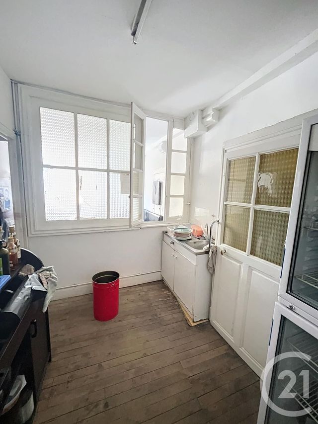 maison à vendre - 10 pièces - 388.0 m2 - RIOM - 63 - AUVERGNE - Century 21 Agence Girard