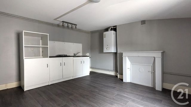 Appartement F1 à louer - 1 pièce - 43.19 m2 - RIOM - 63 - AUVERGNE - Century 21 Agence Girard