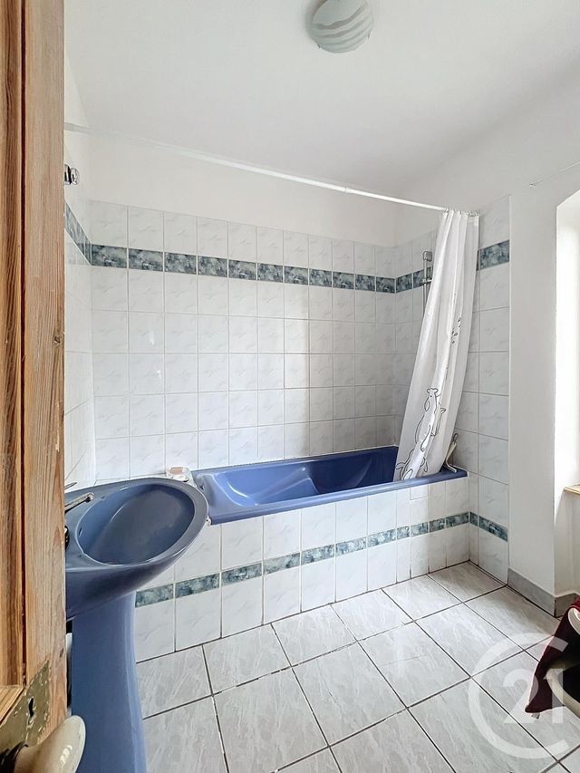 maison à vendre - 5 pièces - 127.0 m2 - GIMEAUX - 63 - AUVERGNE - Century 21 Agence Girard