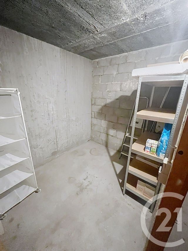 Appartement F3 à louer - 3 pièces - 64.93 m2 - RIOM - 63 - AUVERGNE - Century 21 Agence Girard
