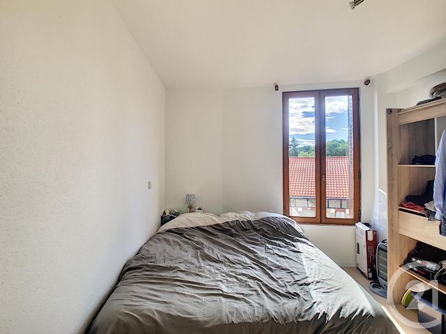 Appartement F2 à louer - 2 pièces - 45.76 m2 - CHATEL GUYON - 63 - AUVERGNE - Century 21 Agence Girard